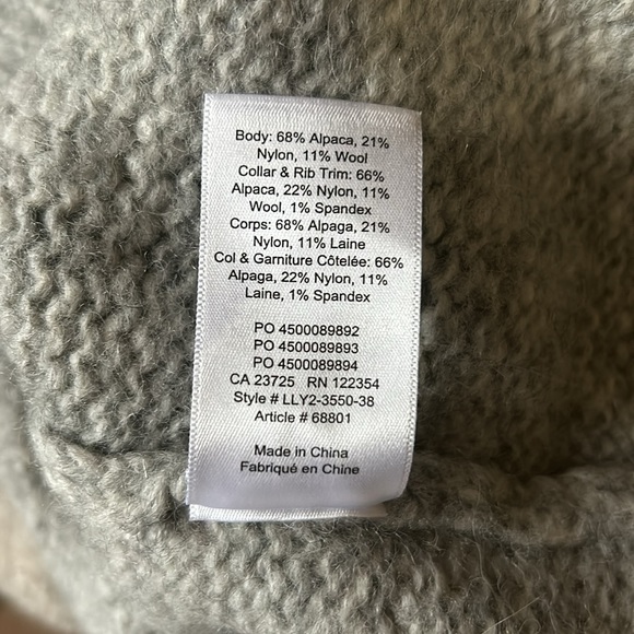 Aritzia Talula Grey Cardigan - Picture 4 of 4